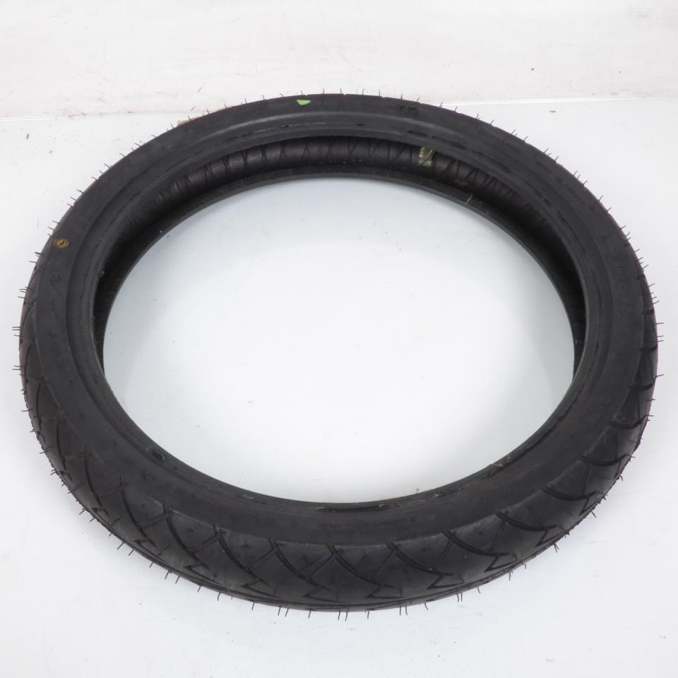 Pneu route Dunlop Arrow Max en 90/80-17 avec un indice de vitesse de 46P Neuf