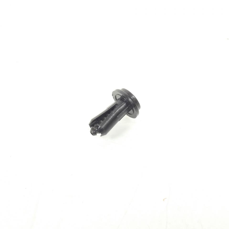 Rivet clips plastique de carénage 765757 Ø5.8 pour scooter Peugeot 50 Ludix Neuf