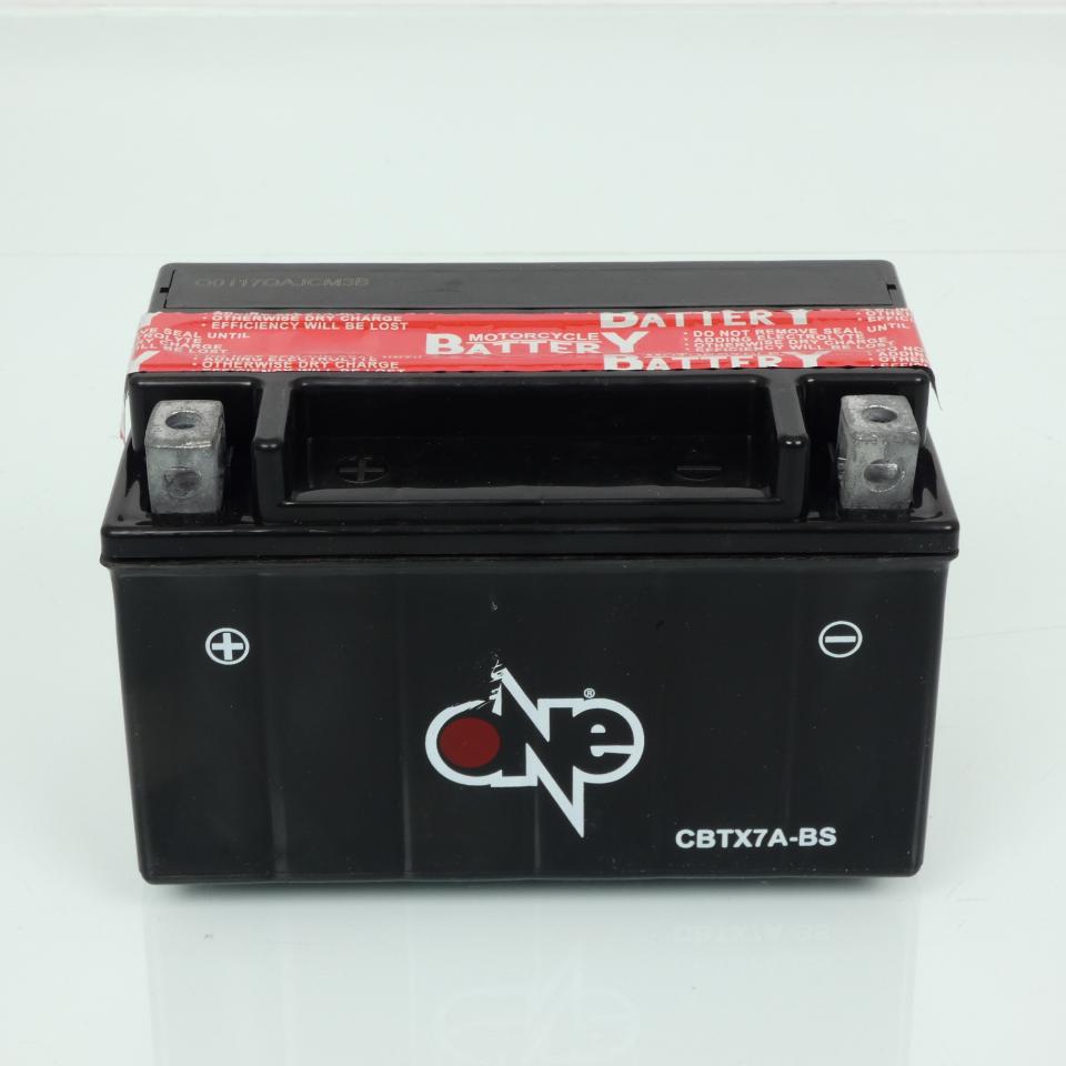 Batterie One pour Moto HRD 50 Sonic 1999 à 2001 YTX7A-BS / 12V 6Ah Neuf
