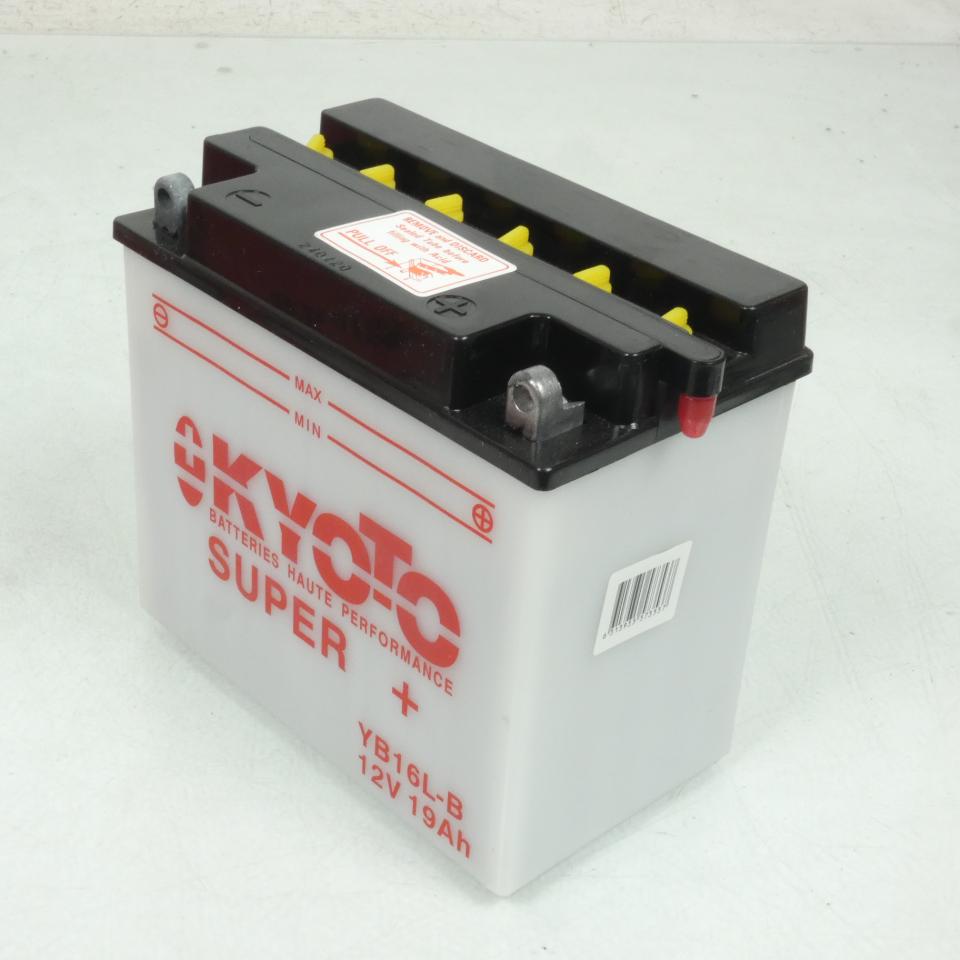 Batterie Kyoto pour Moto Kawasaki 1100 Gpz B 1982 à 1983 YB16L-B / 12V 19Ah Neuf en destockage