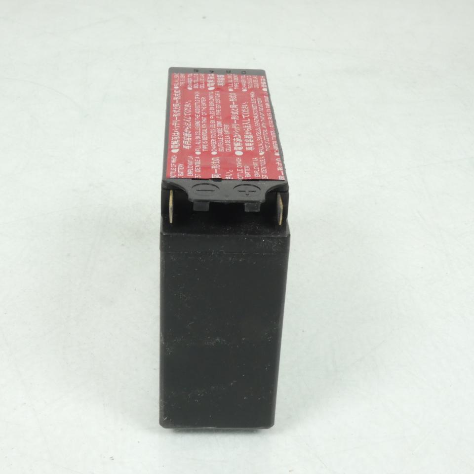 Batterie Yuasa pour Moto Suzuki 50 JR 1985 à 2006 Neuf en destockage