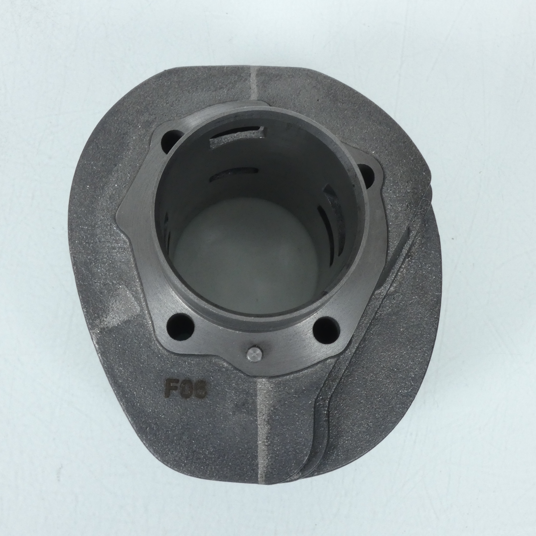 Cylindre RMS pour Scooter Piaggio 200 Cosa 100080430 / Ø66.5mm / Axe Ø16 Neuf
