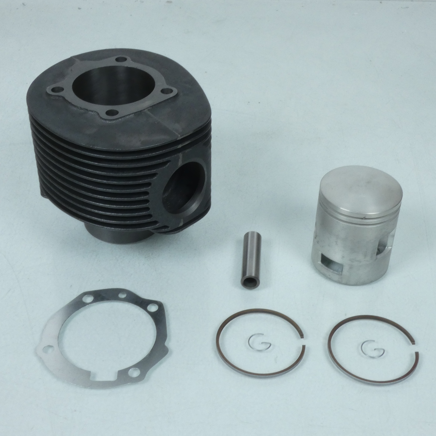 Kit Cylindre piston Ø66.5mm P2R pour scooter Piaggio 200 Cosa Axe Ø16mm L58mm