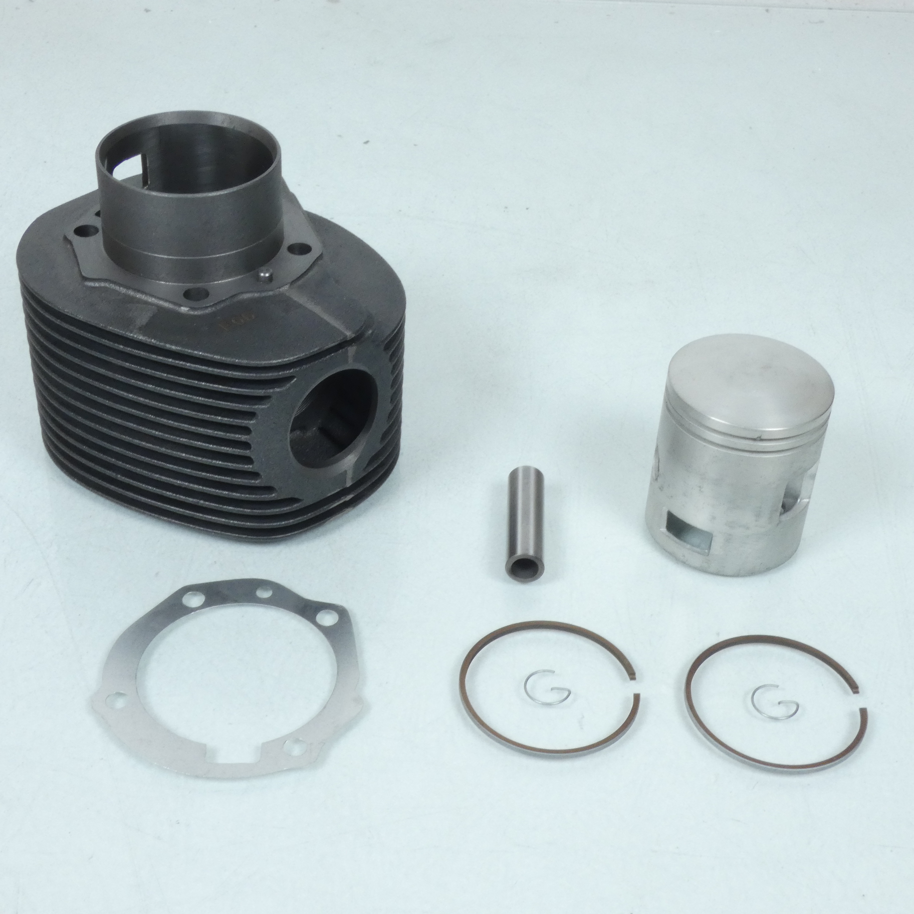 Kit Cylindre piston Ø66.5mm P2R pour scooter Piaggio 200 Cosa Axe Ø16mm L58mm