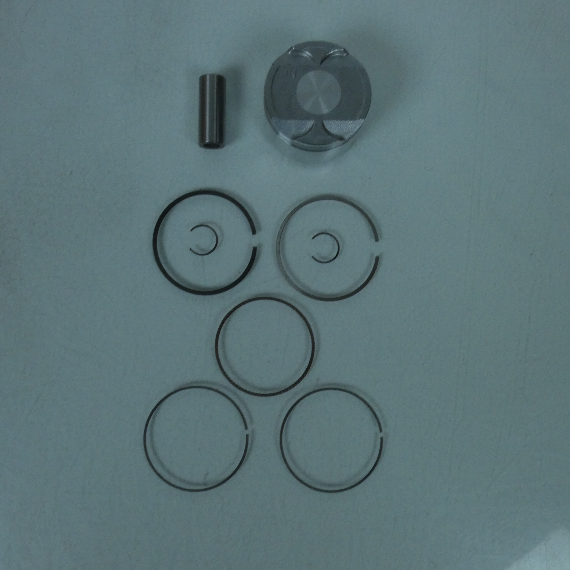 Kit Cylindre piston Ø52.4mm P2R pour scooter Honda 125 Forza Axe Ø14mm L35.9mm