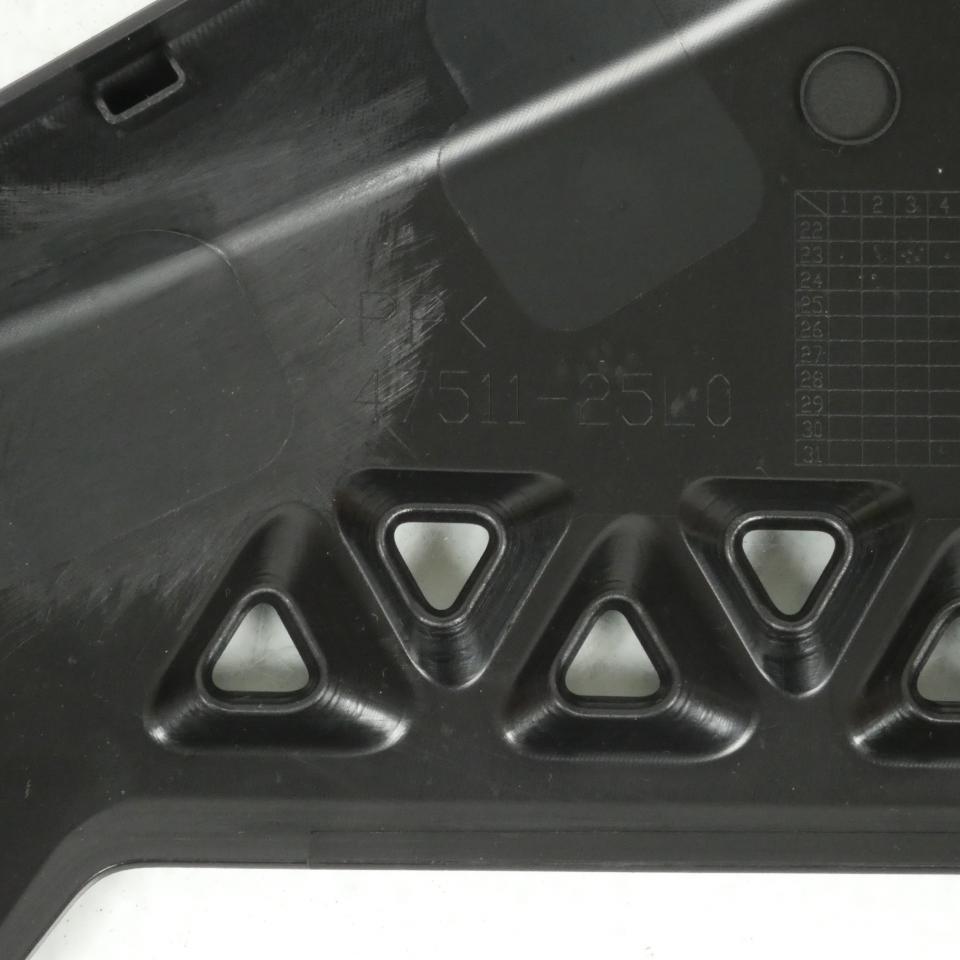 Écope droite inférieure pour moto Suzuki 800 GSX Après 2023 47511-25L00-000 Neuf