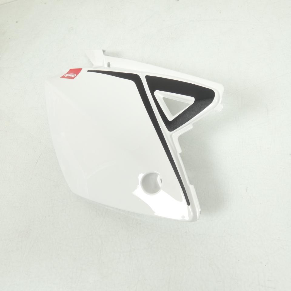 Cache latéral droit origine pour moto Rieju 50 MRT 570.5037 R Blanc Neuf