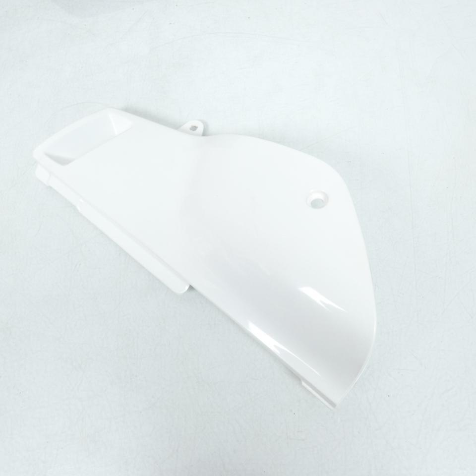 Cache latéral droit Blanc pour moto Suzuki 125 DR 1994 à 1996 47111-44AA0-30H