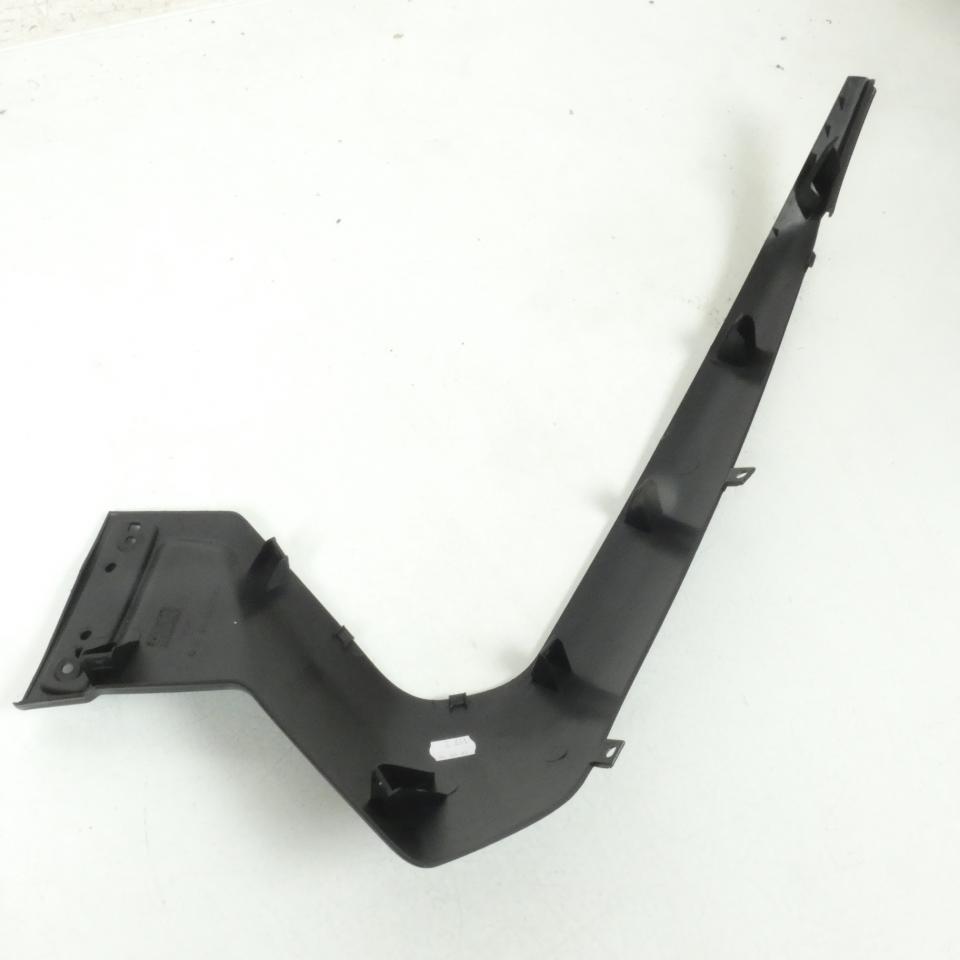 Cache latéral droit origine pour Scooter MBK 125 Skycruiser 2007 à 2009 1B9-F171M-50-00 / Noir Neuf