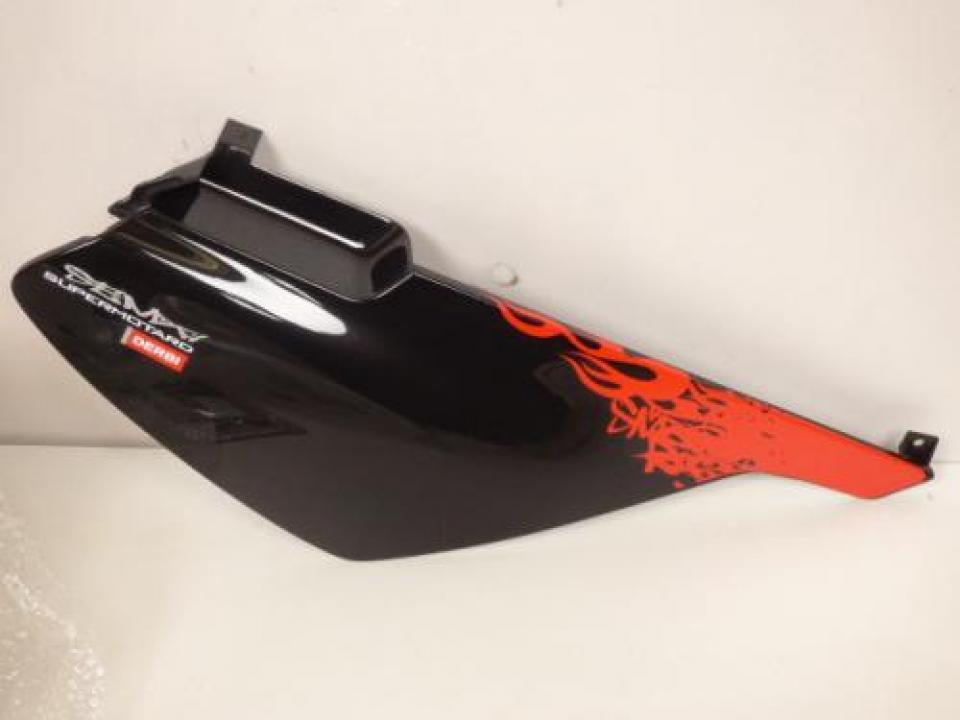 Cache latéral droit origine pour Moto Derbi 50 Senda Xrace Après 2009 86570300W0N5 Neuf