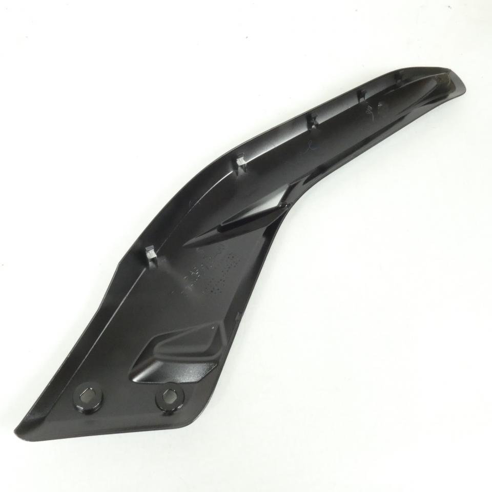 Cache latéral gauche noir pour scooter MBK 125 Skycruiser 2010-13 37PF171600P2