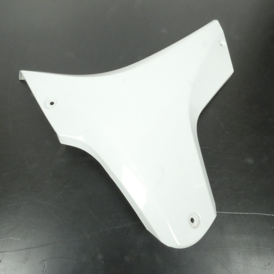 Cache latéral inférieur gauche pour moto Peugeot 50 XR7 800770BL blanc occasion