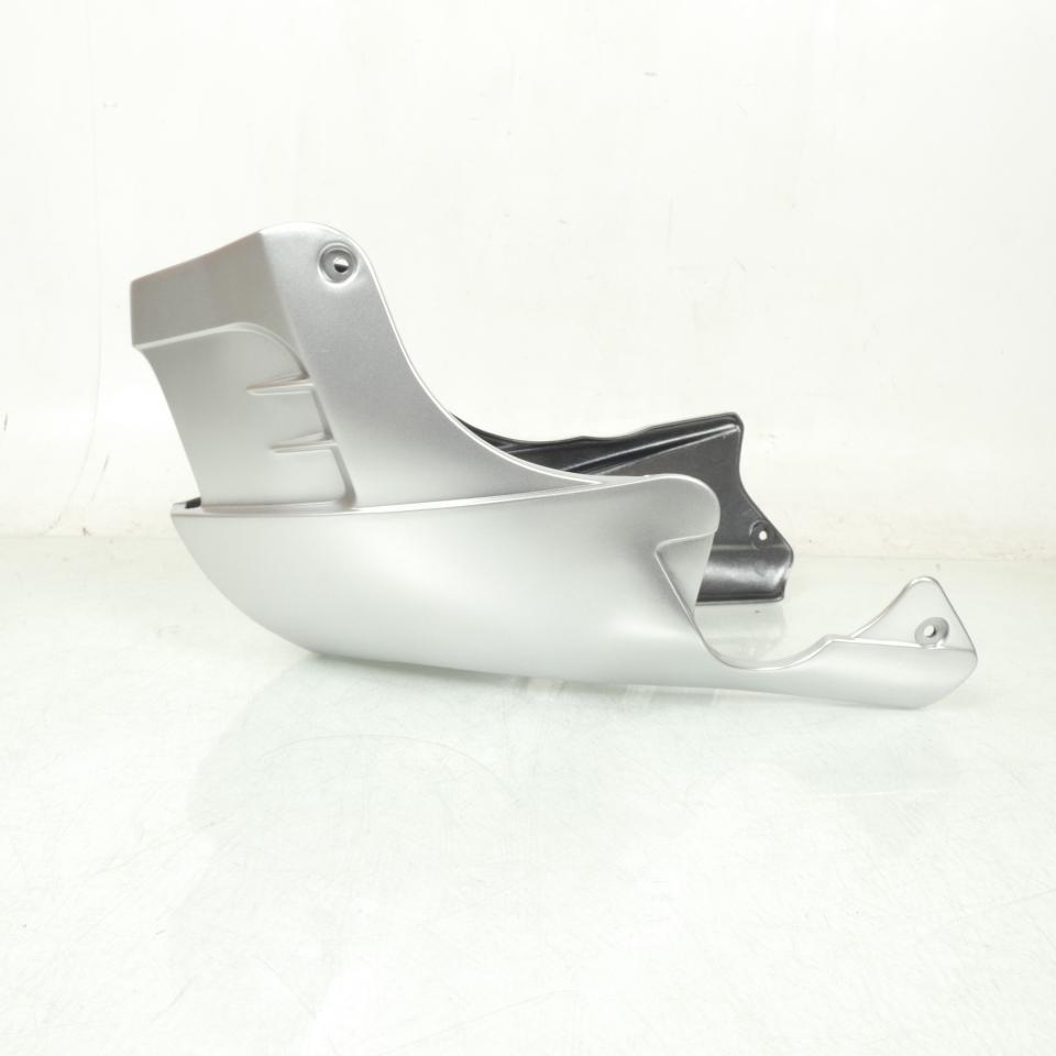 Sabot bas de caisse pour moto Rieju 50 RS2 Naked Avant 2006 Gris 0/000.570.7214