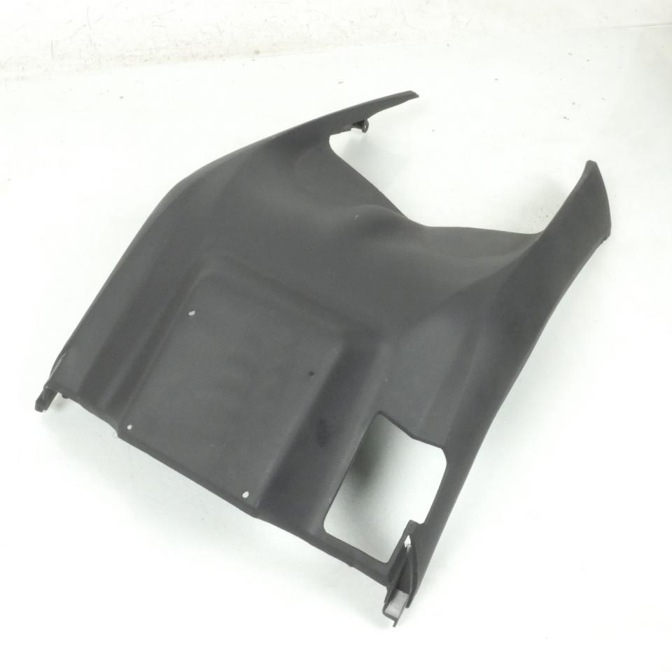 Sabot bas de caisse pour scooter PGO 50 Big max P1626000000 Neuf en destockage