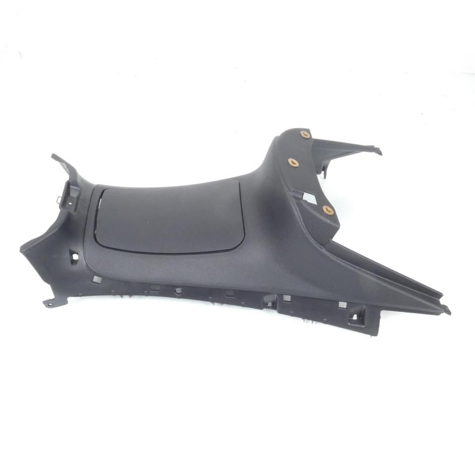 Protège jambe avec trappe pour scooter Piaggio 125 MP3 Touring 623189000C Neuf