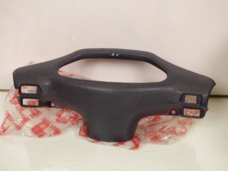Couvre guidon origine pour Scooter Aprilia 50 Amico 1996 à 1998 AP8239119 Neuf