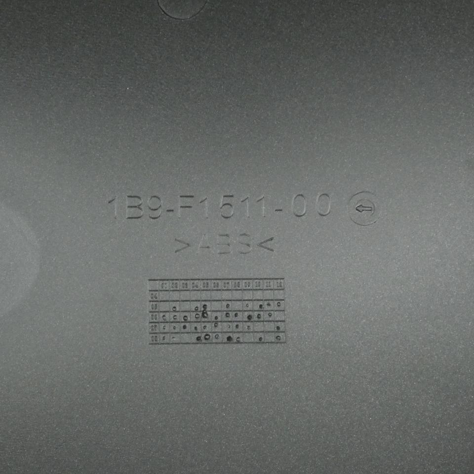 Garde boue avant pour scooter Yamaha 125 Xmax 2009 1B9-F1511-00-PF Noir mat