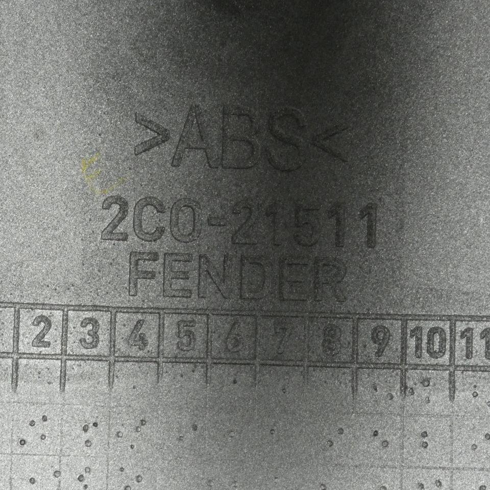 Garde boue avant gris mat pour moto Yamaha 600 R6 2012 2C0-21511-01-PB Neuf