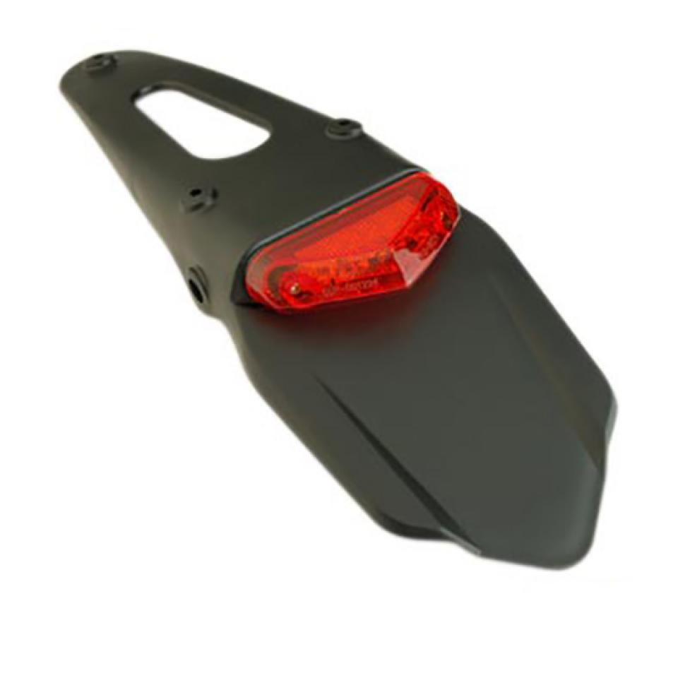 Bavette arrière Tun'R pour moto avec feu arrière triangulaire rouge a LED 12V