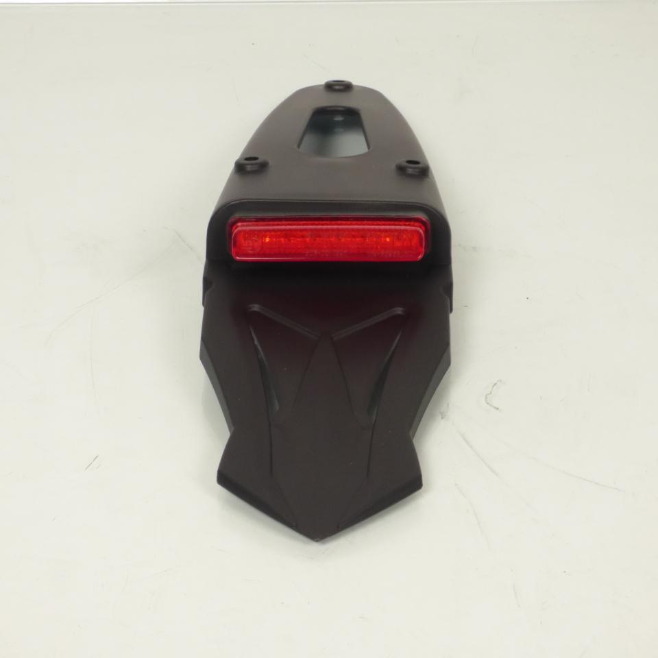 Bavette arrière Tun'R pour moto avec feu arrière rouge a LED 12V Neuf