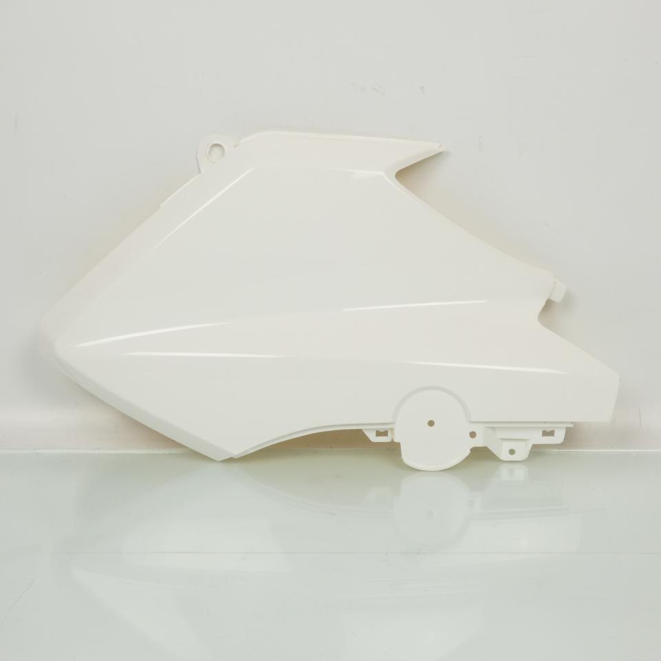 Tablier avant côté droit TNT pour scooter Yamaha 125 Xmax 2014 à 2017 Neuf