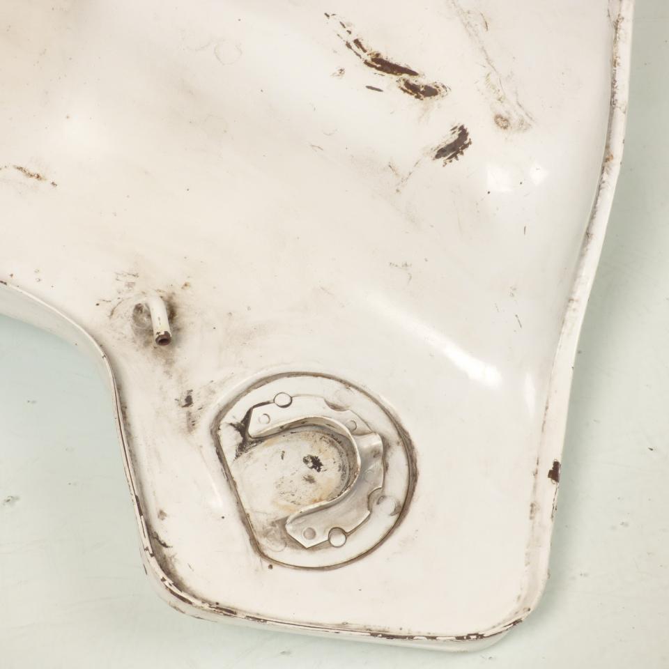 Réservoir d'essence droit origine pour moto Suzuki 750 DR DESERT EXPRESS Occasion