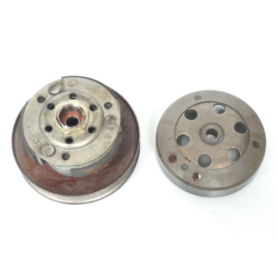 Embrayage origine pour scooter Piaggio 50 NRG CM100106 / CM100109 / ZAPC40100 Occasion