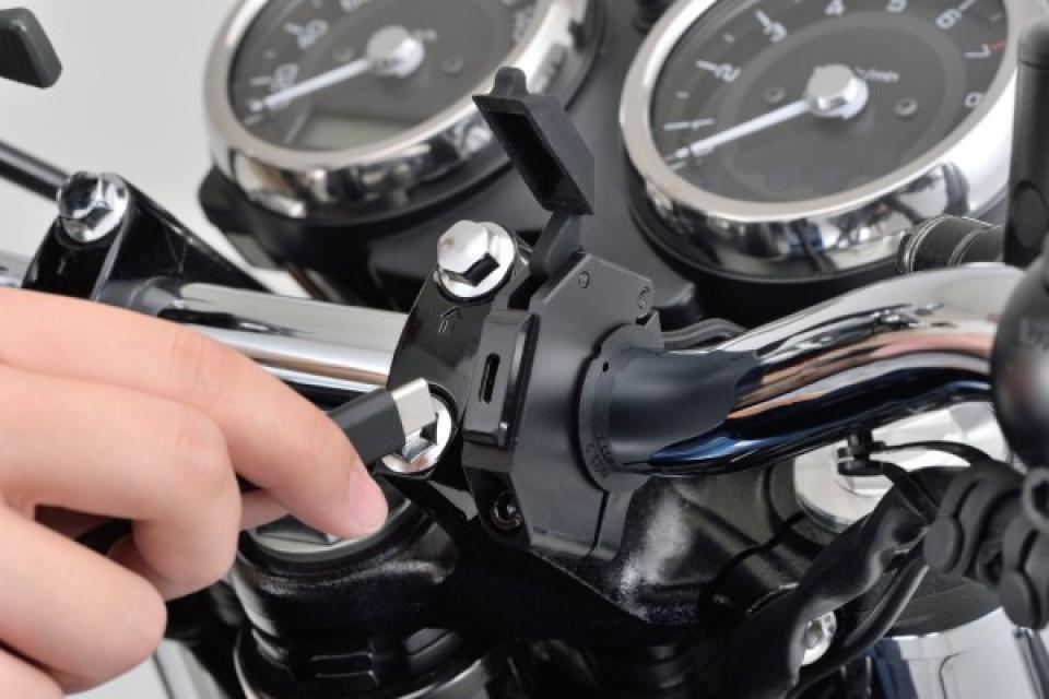 Accessoire DAYTONA pour Auto Neuf