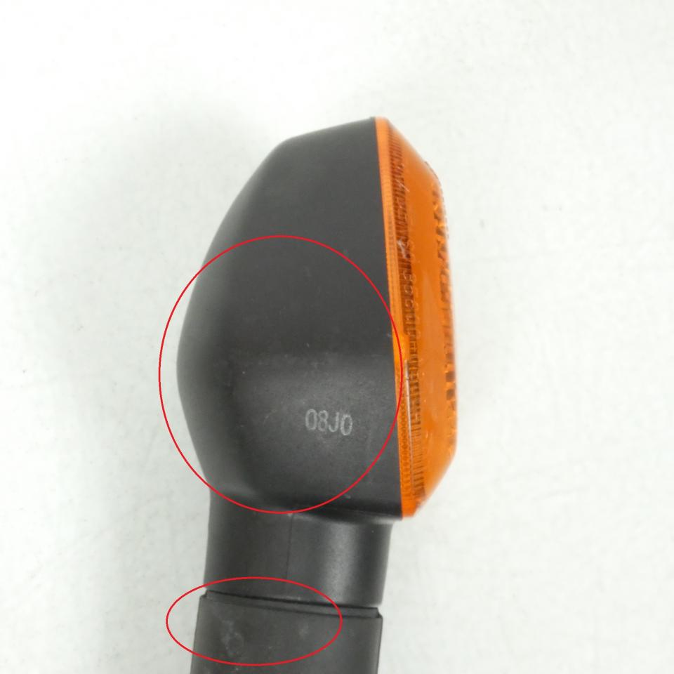 Clignotant AVD pour moto Suzuki 200 DR 2015 à 2017 08J0 35601-08J11-000 Occasion