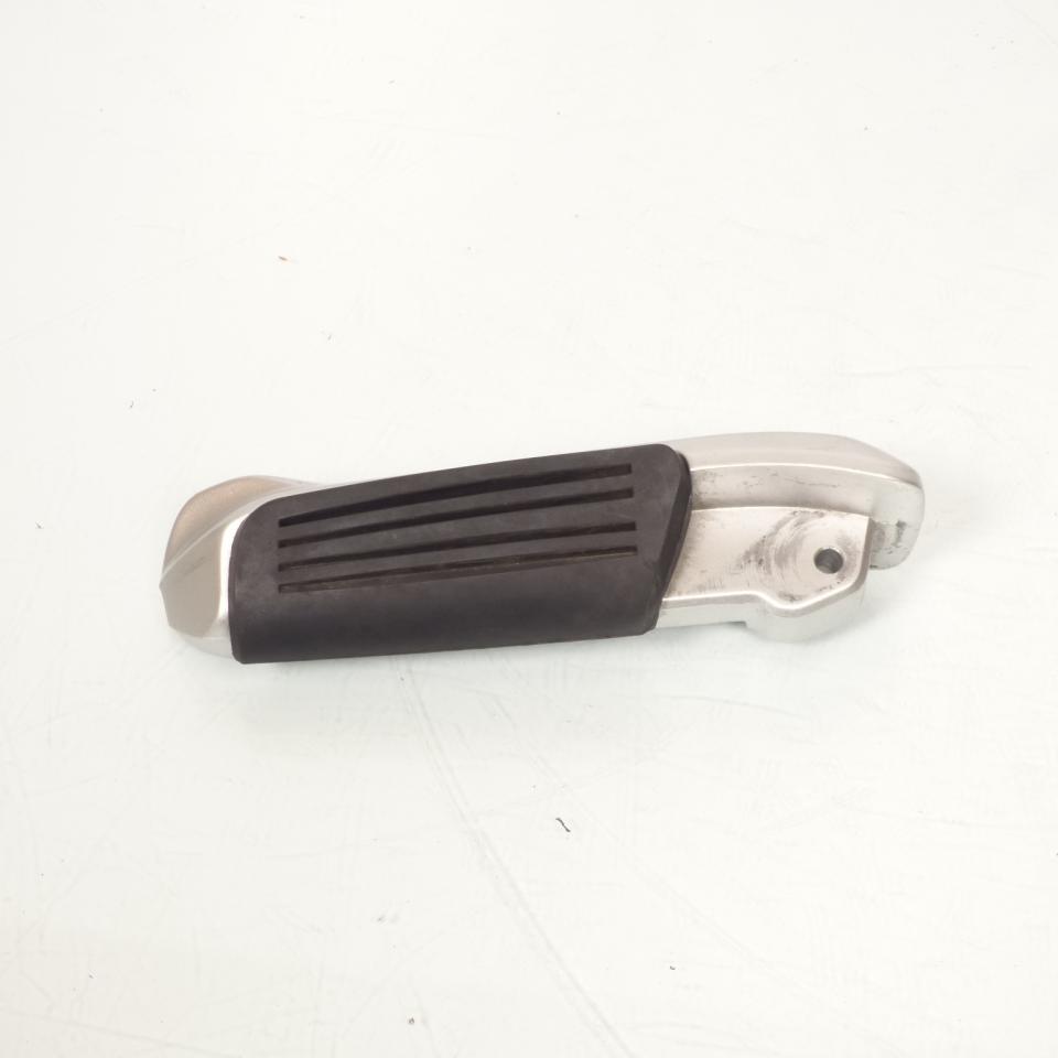 Cale pied passager gauche origine pour scooter Kymco 125 Downtown 2021 Occasion
