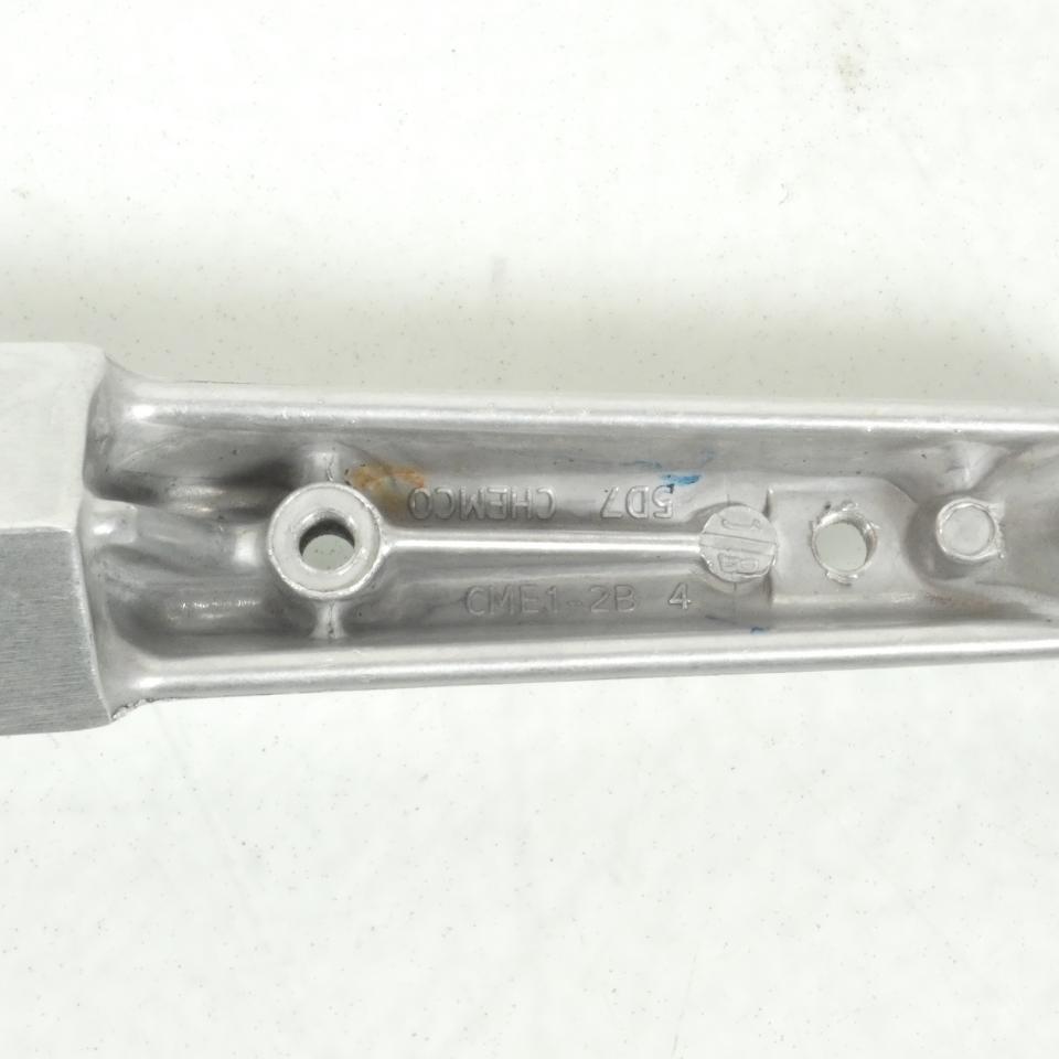 Cale pied pilote droit pour moto Yamaha 125 R 2009 à 2018 5D7-F7461-00-00 Neuf