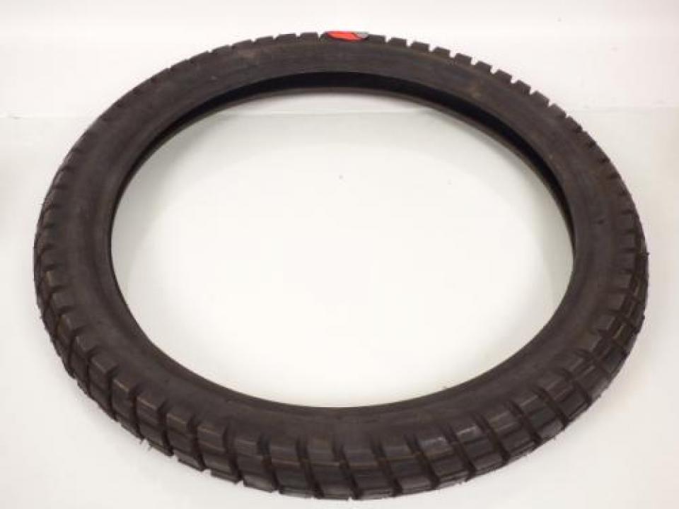 Pneu 2.75-21 Vee Rubber pour Deux Roues Vee Rubber 45P Neuf