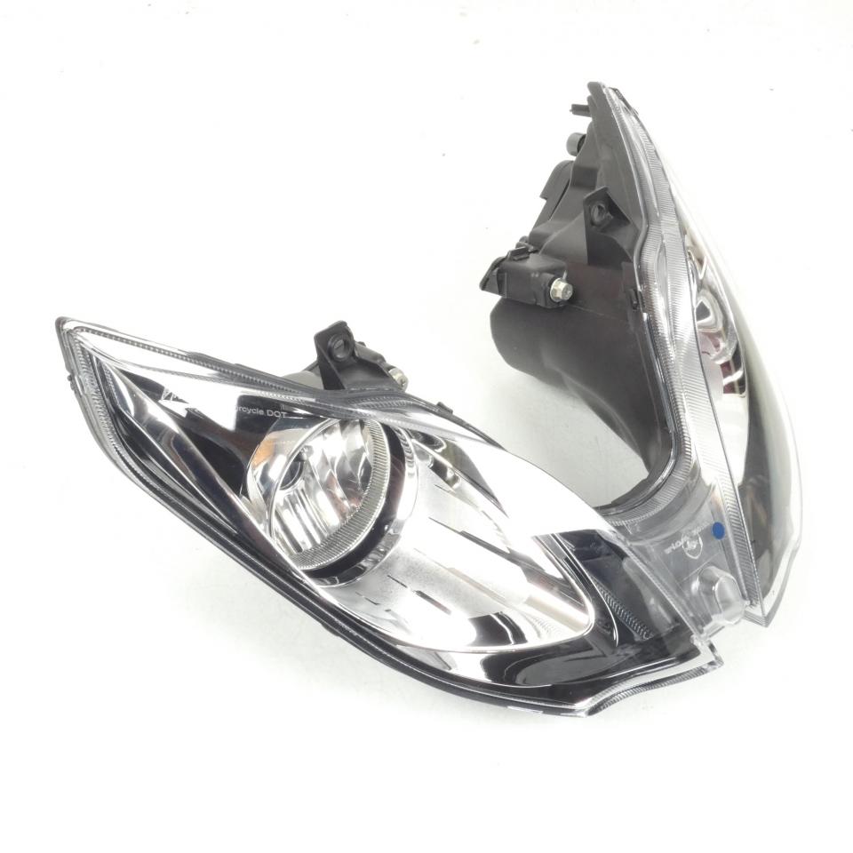 Optique avant pour scooter Piaggio 350 MP3 2D000057 208190 320384 Occasion