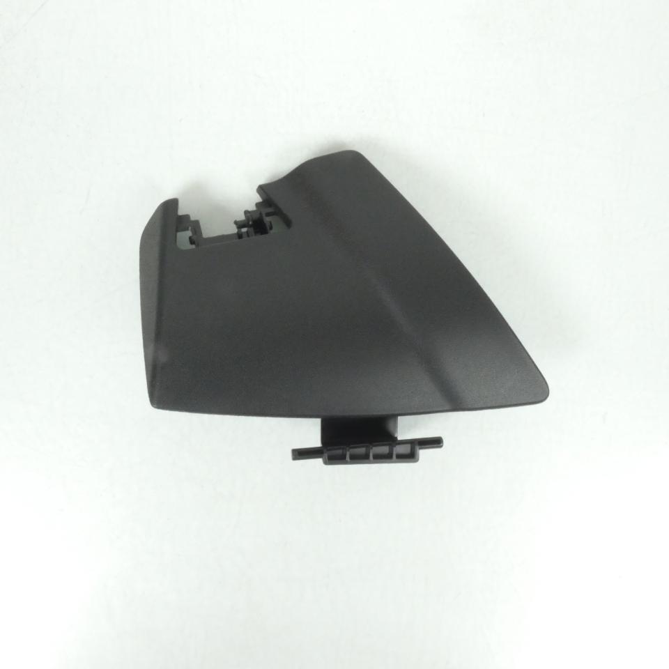 Trappe gauche tablier AR pour scooter Suzuki 650 Burgman 92152-26J50 92152-26J0