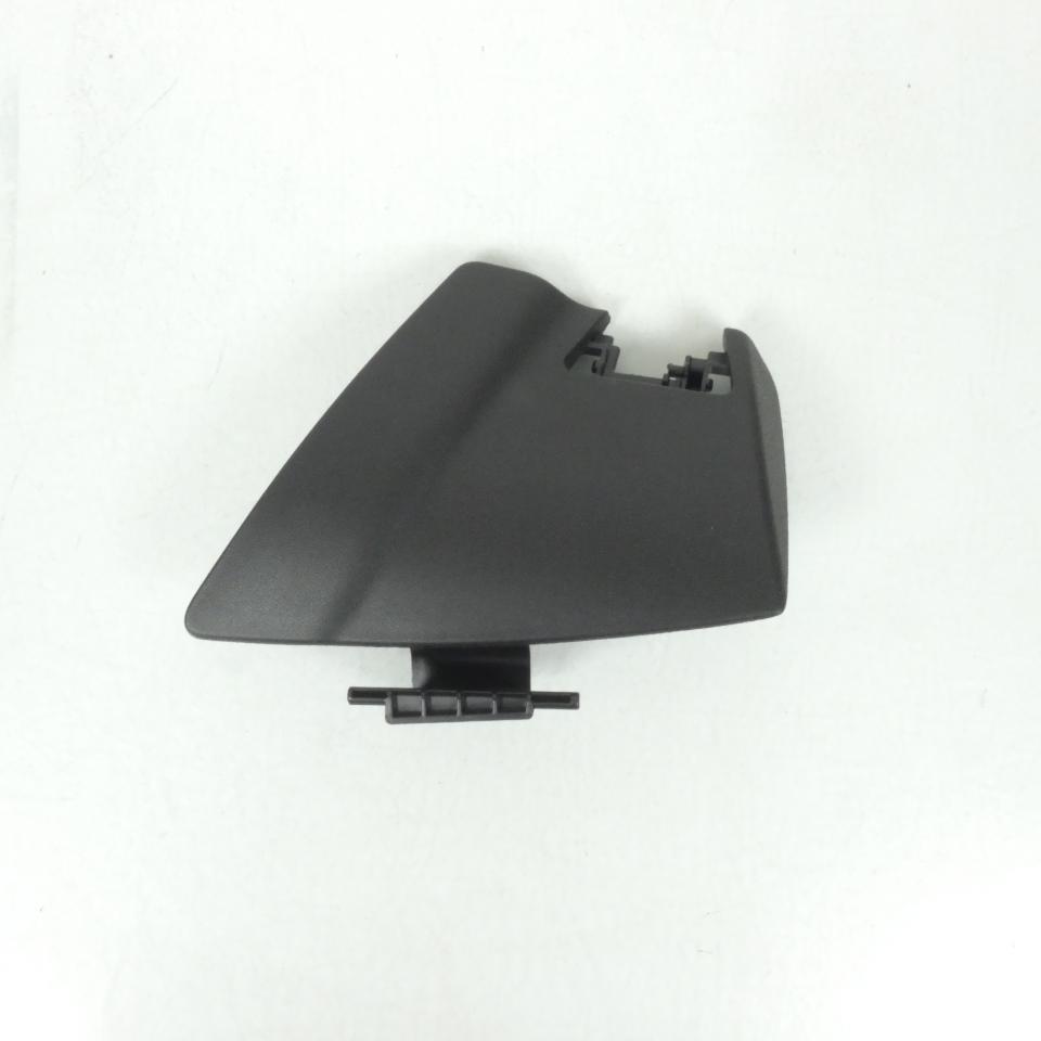 Trappe droite tablier AR pour scooter Suzuki 650 Burgman 92142-26J50 92142-26J0