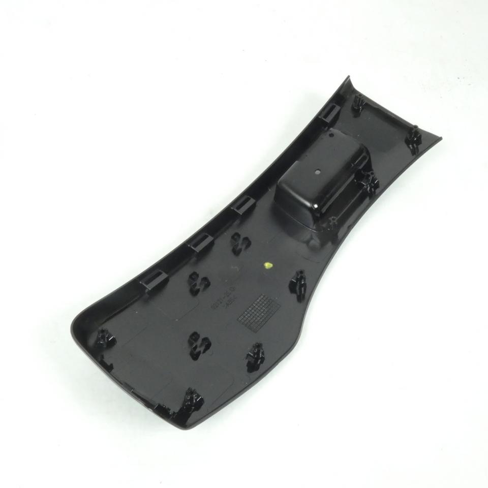 Trappe tablier AR pour scooter Suzuki 650 Burgman 92121-26J00-YVB Noir Neuf