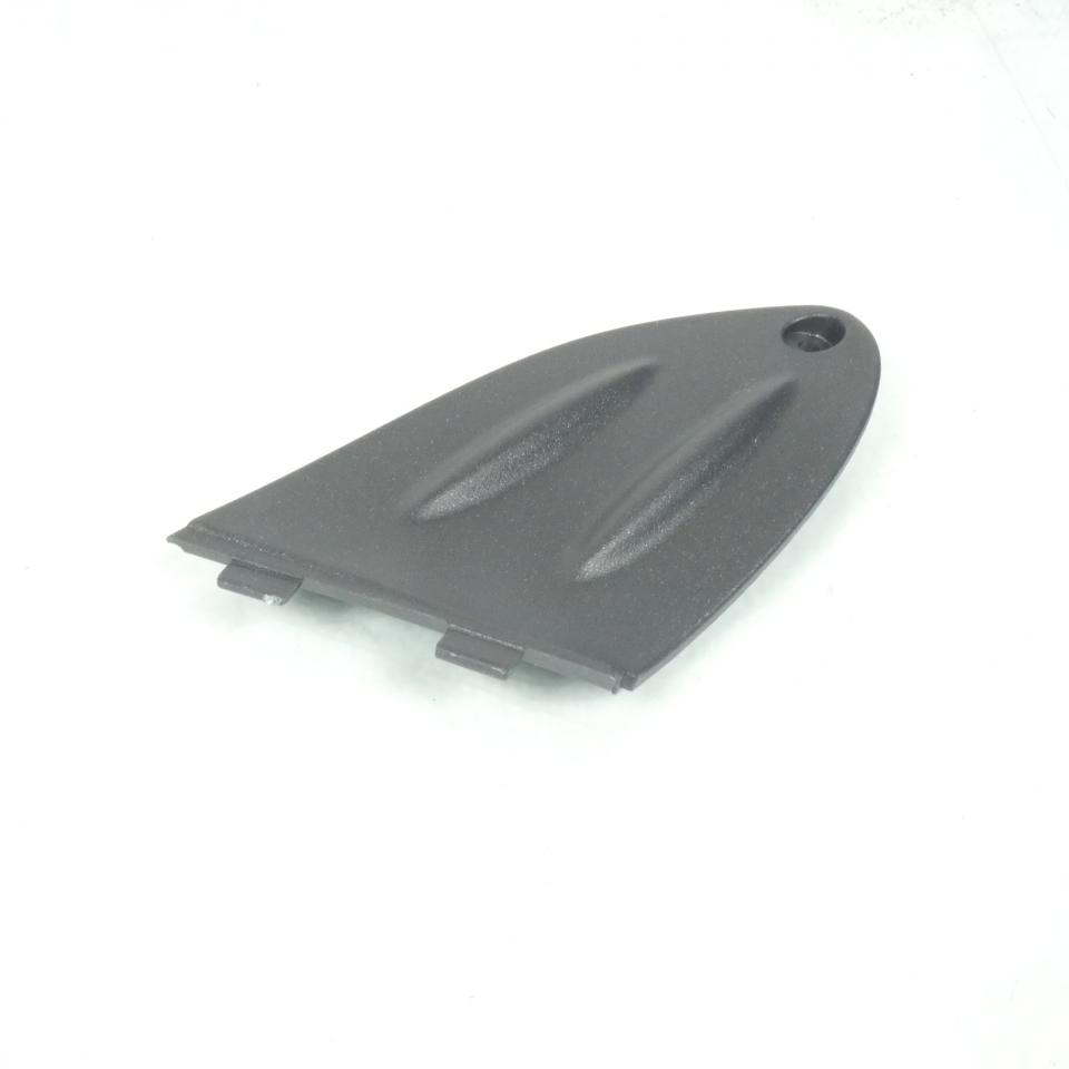 Cache plastique G de couvre guidon pour scooter Aprilia 50 SR 2004-09 AP8268252