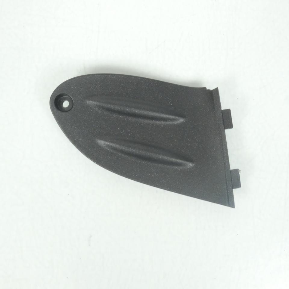Cache plastique G de couvre guidon pour scooter Aprilia 50 SR 2004-09 AP8268252