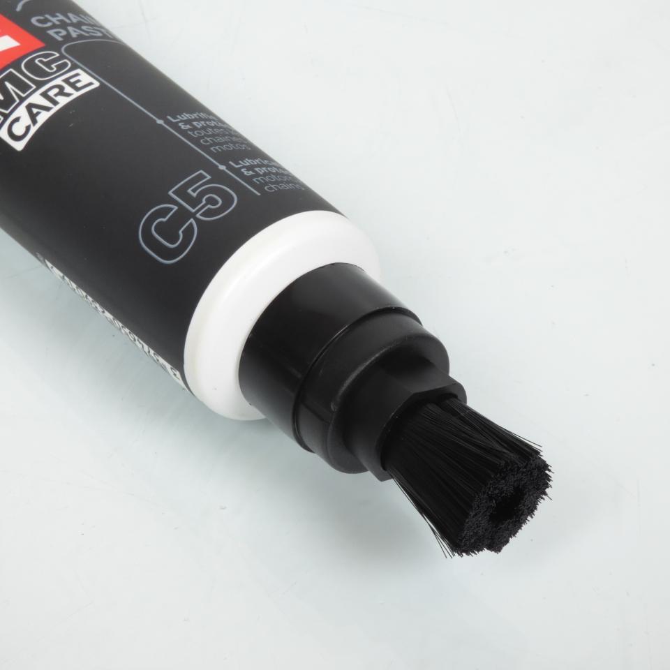 Graisse de chaine pour moto de route Motul C5 Chain Paste 150ml avec applicateur