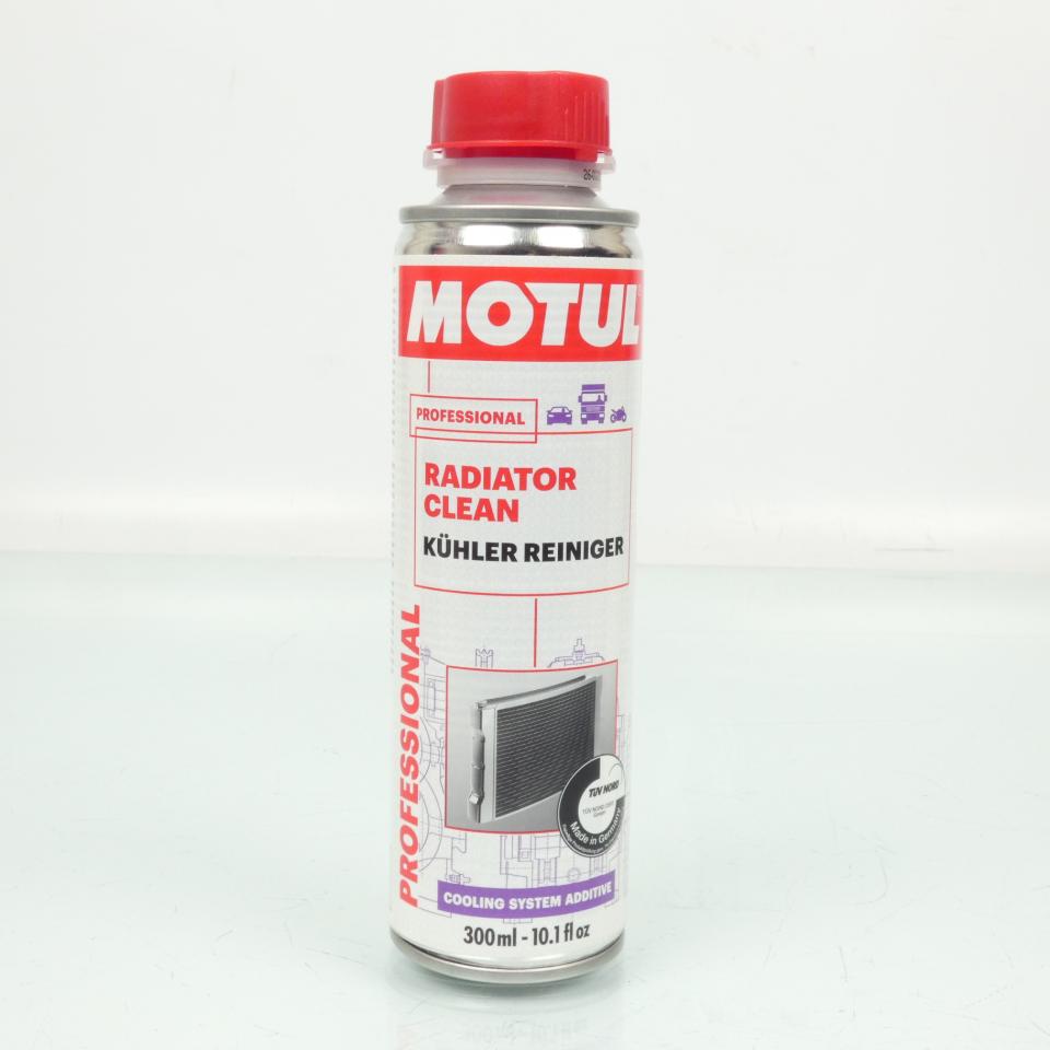 Nettoyant circuit refroidissement Motul Radiator Clean Pro 300mL pour moto auto