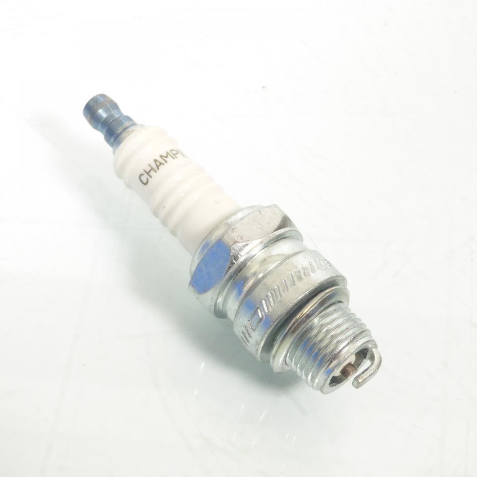 Bougie d'allumage Champion pour moto RH10C / equivalent NGK B-6L Neuf