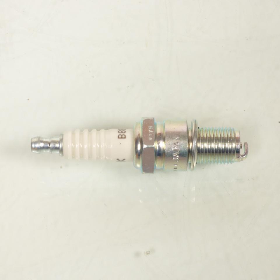 Bougie d'allumage NGK pour Moto Triumph 750 Trident 1991 à 1998 B8ES Neuf