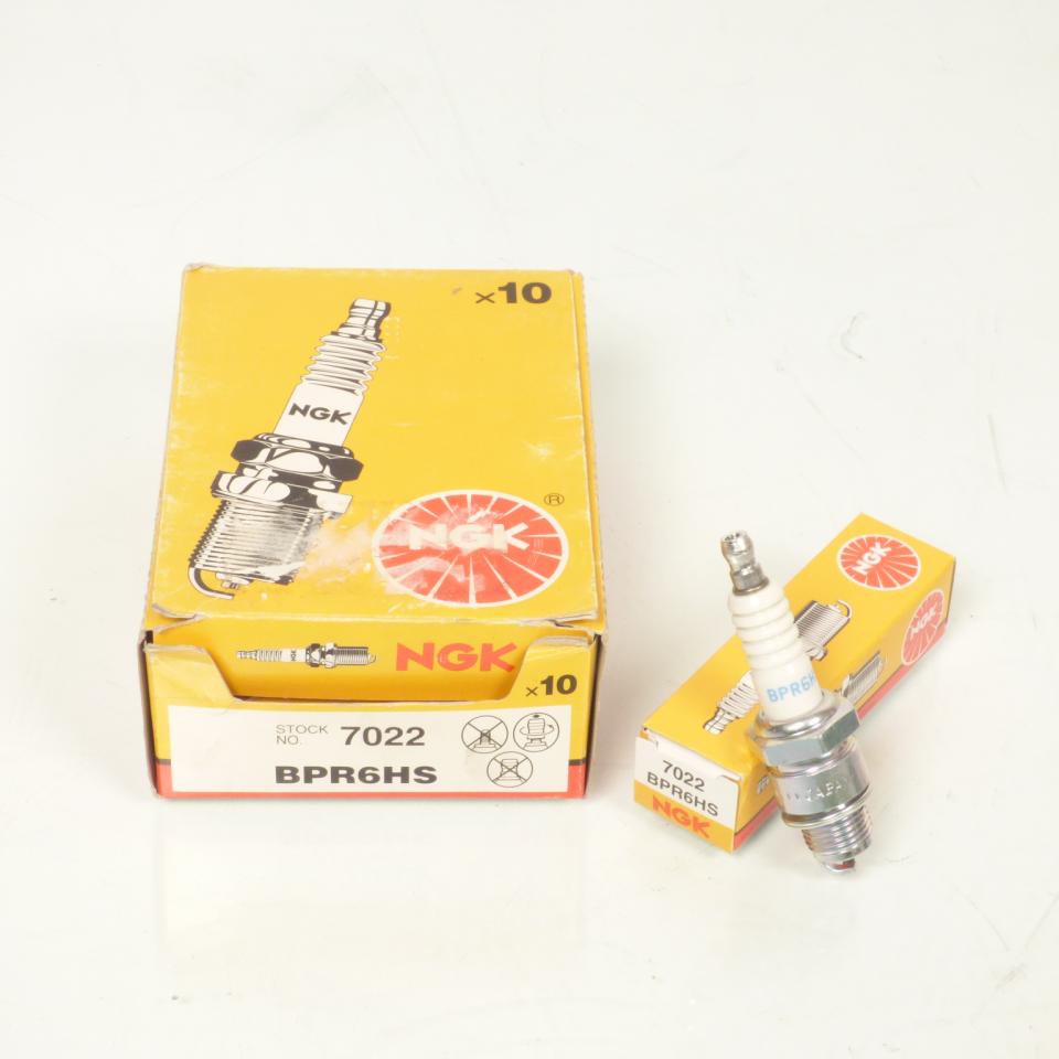 Bougie d'allumage NGK pour Scooter Daelim 50 E Five Après 2004 BPR6HS / 7022 / Par 10 Neuf
