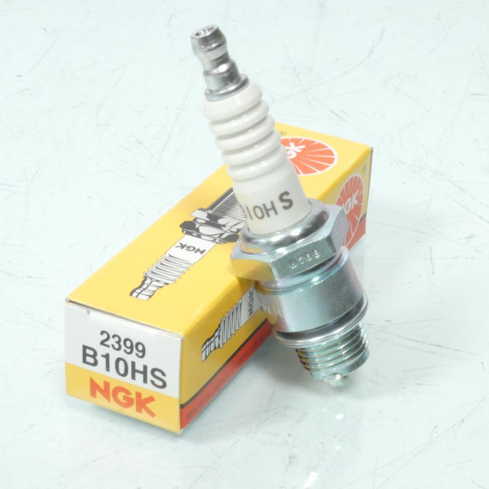 Bougie d'allumage NGK pour Moto Derbi 50 GPR Racing Après 1997 B10HS / 2399 / Par 10 Neuf