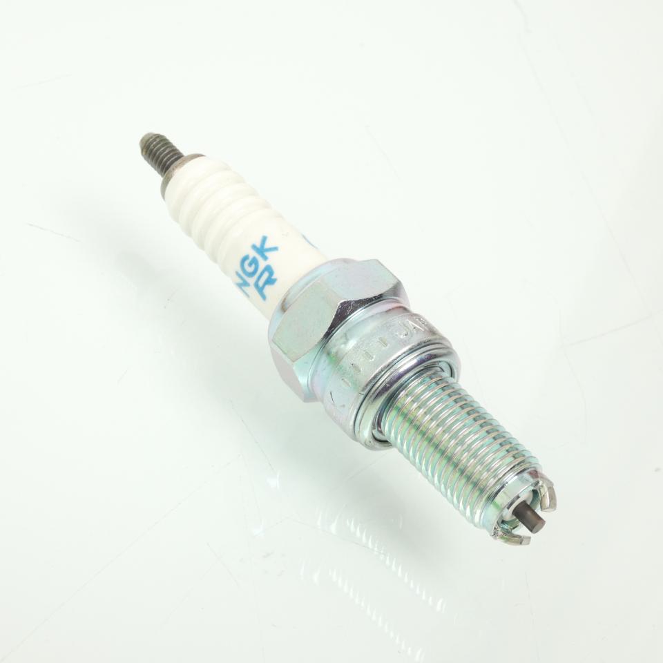 Bougie d'allumage NGK pour Moto CCM 650 R30 SUPERMOTARD Après 2002 CR10EK / 2360 / Par 10 Neuf