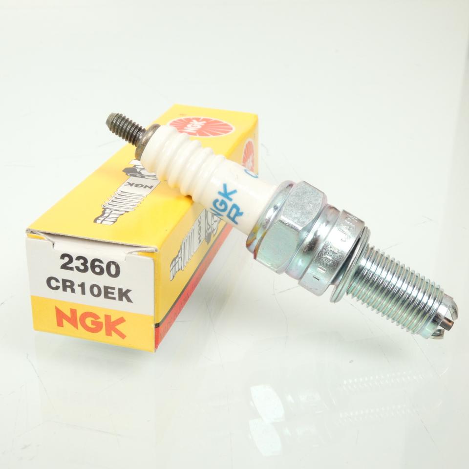 Bougie d'allumage NGK pour Moto CCM 650 R30 SUPERMOTARD Après 2002 CR10EK / 2360 / Par 10 Neuf
