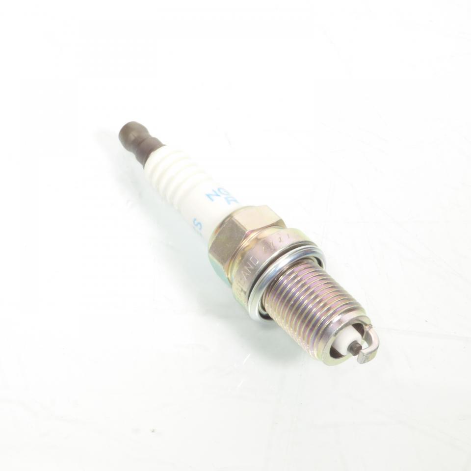 Bougie d'allumage NGK pour moto BCPR5ES / 6130 / Par 10 Neuf