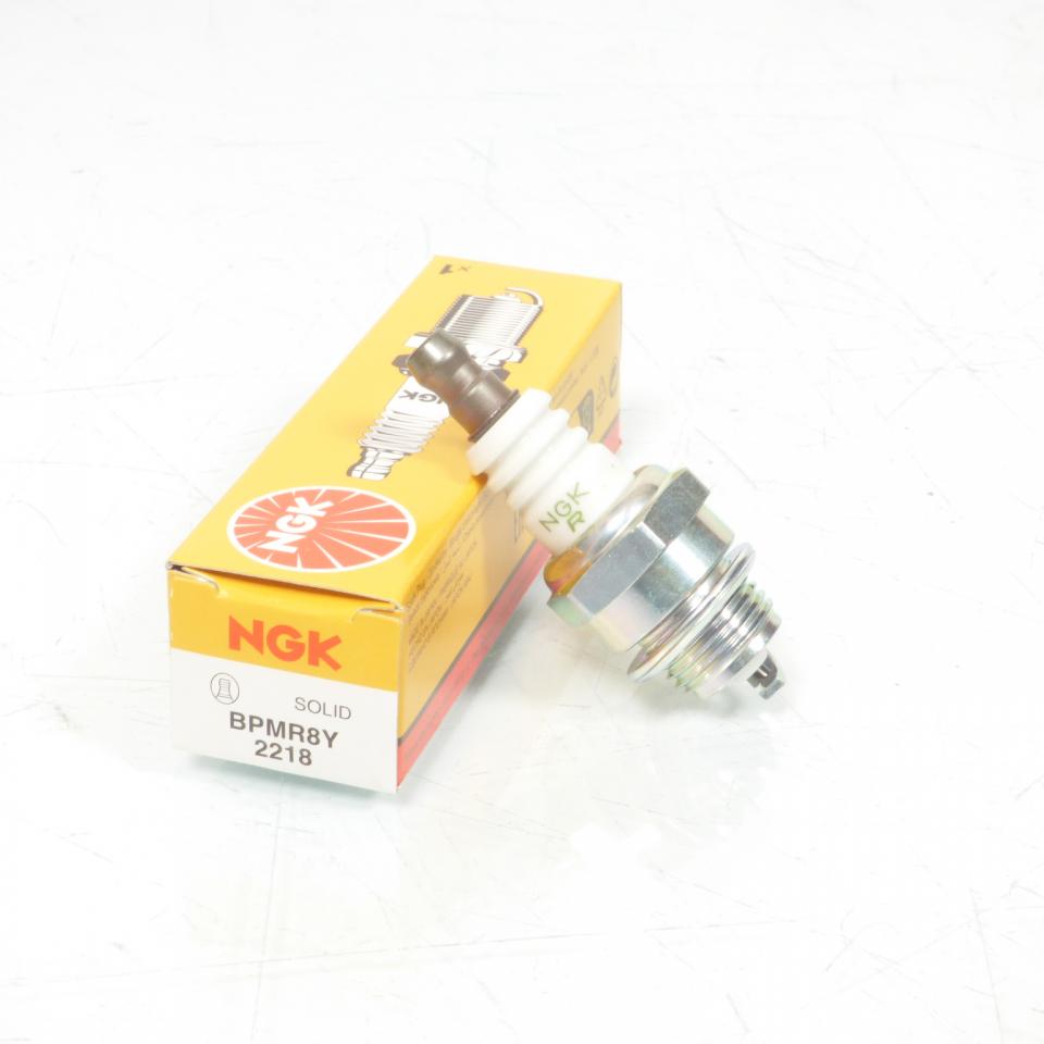 Bougie d'allumage NGK pour moto BPMR8Y / 2218 / Par 10 Neuf