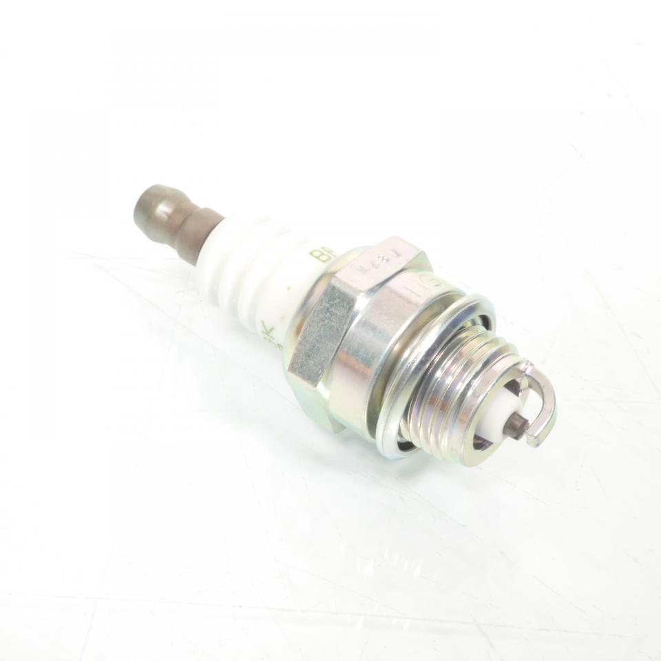Bougie d'allumage NGK pour moto BPMR8Y / 2218 / Par 10 Neuf