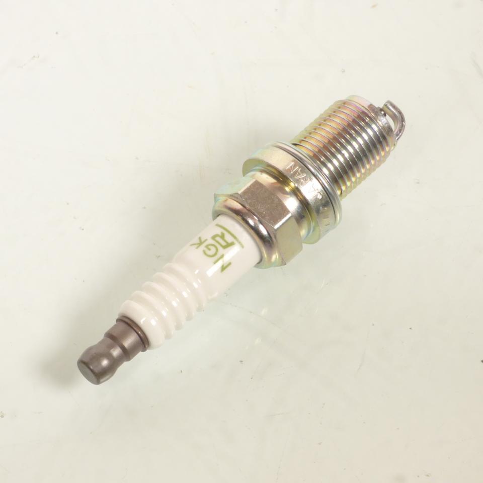 Bougie d'allumage NGK pour motoculture John Deere BKR5E / 7938 / Par 10 Neuf